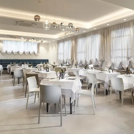 فندق Park Pineta تّشيرفييا